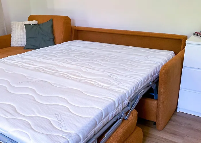 Kleines Glueck Zentral Mit Balkon Und Parkplatz